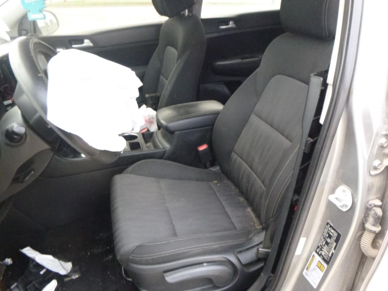https://f005.backblazeb2.com/file/img-partshotlines-com/Inventory/EX465/Vehicle/70202_10.jpg