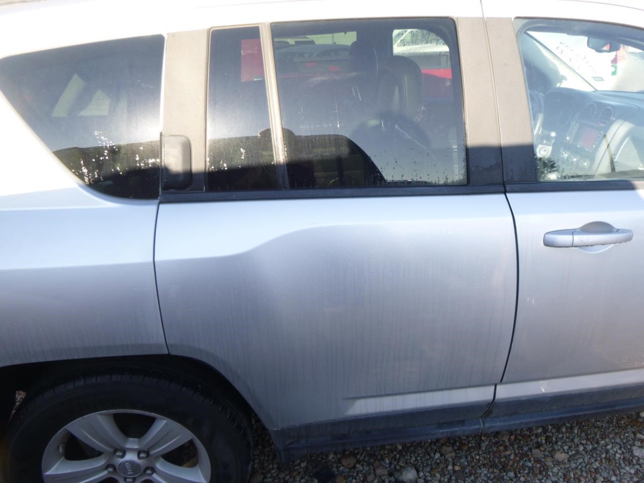 https://f005.backblazeb2.com/file/img-partshotlines-com/Inventory/EX465/Vehicle/70229_06.jpg