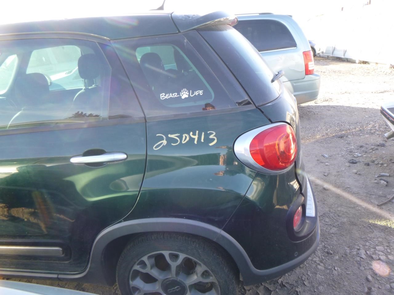 https://f005.backblazeb2.com/file/img-partshotlines-com/Inventory/EX465/Vehicle/71015_11.jpg