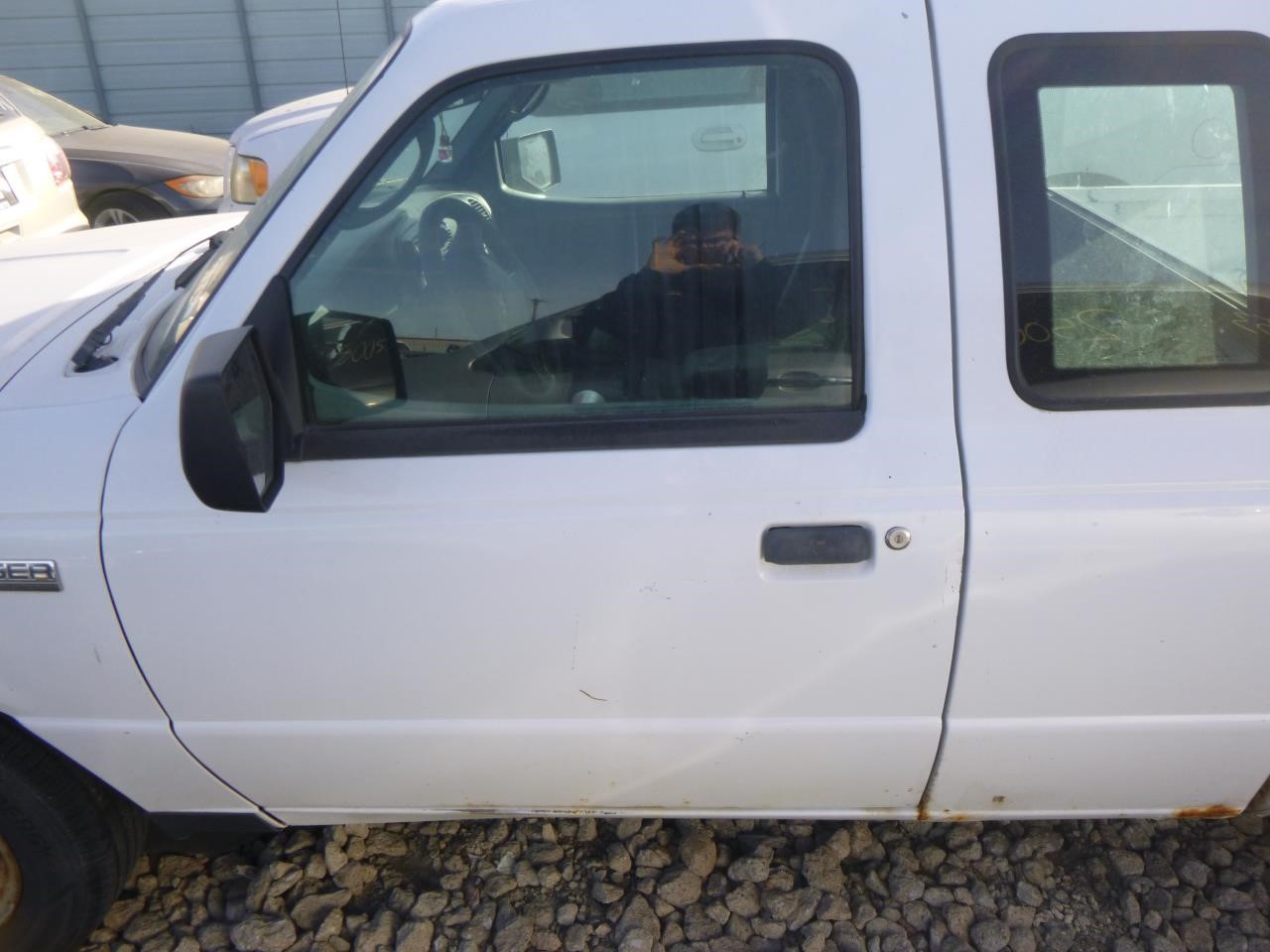 https://f005.backblazeb2.com/file/img-partshotlines-com/Inventory/EX465/Vehicle/71068_11.jpg