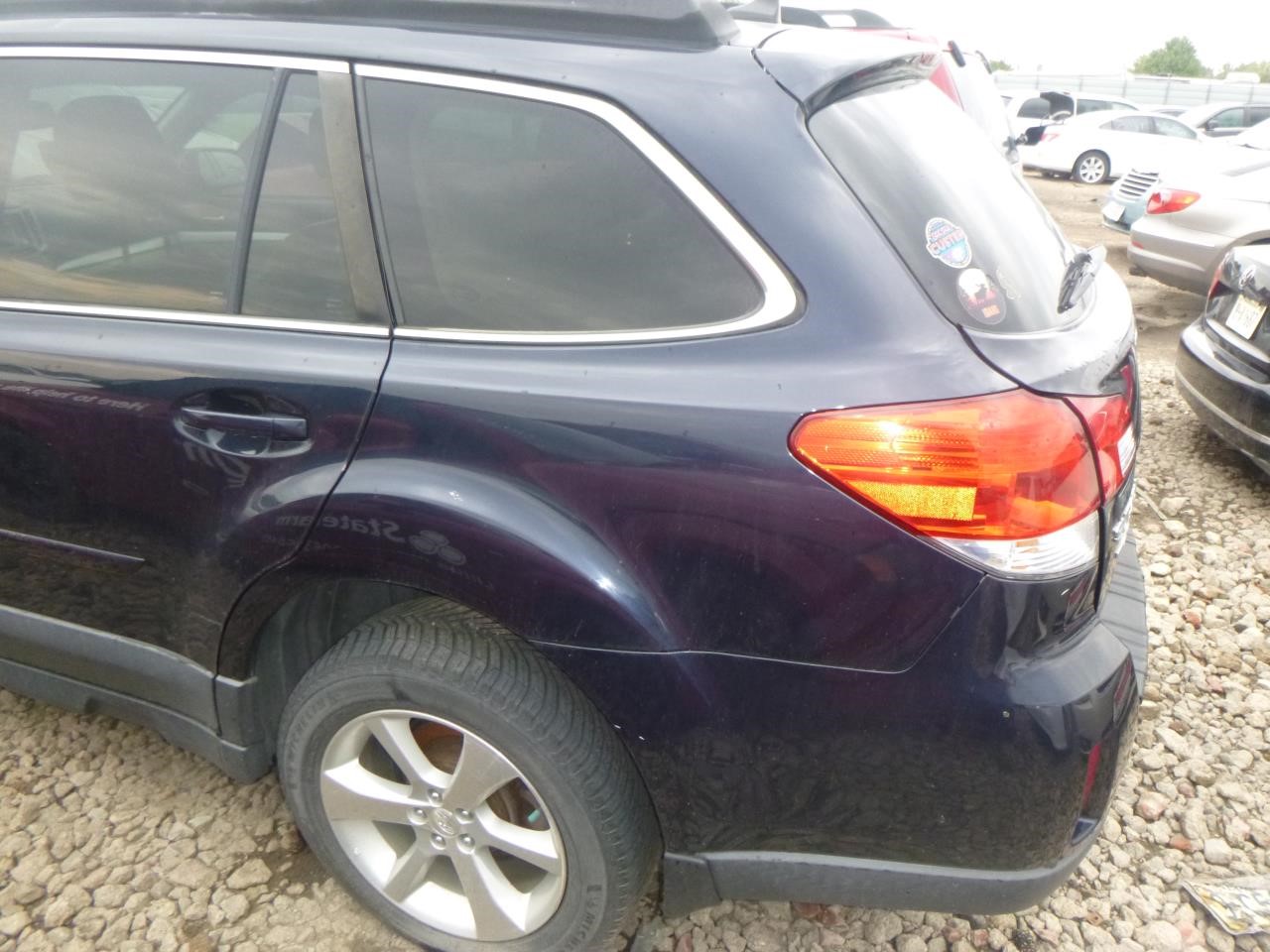https://f005.backblazeb2.com/file/img-partshotlines-com/Inventory/EX465/Vehicle/71780_11.jpg