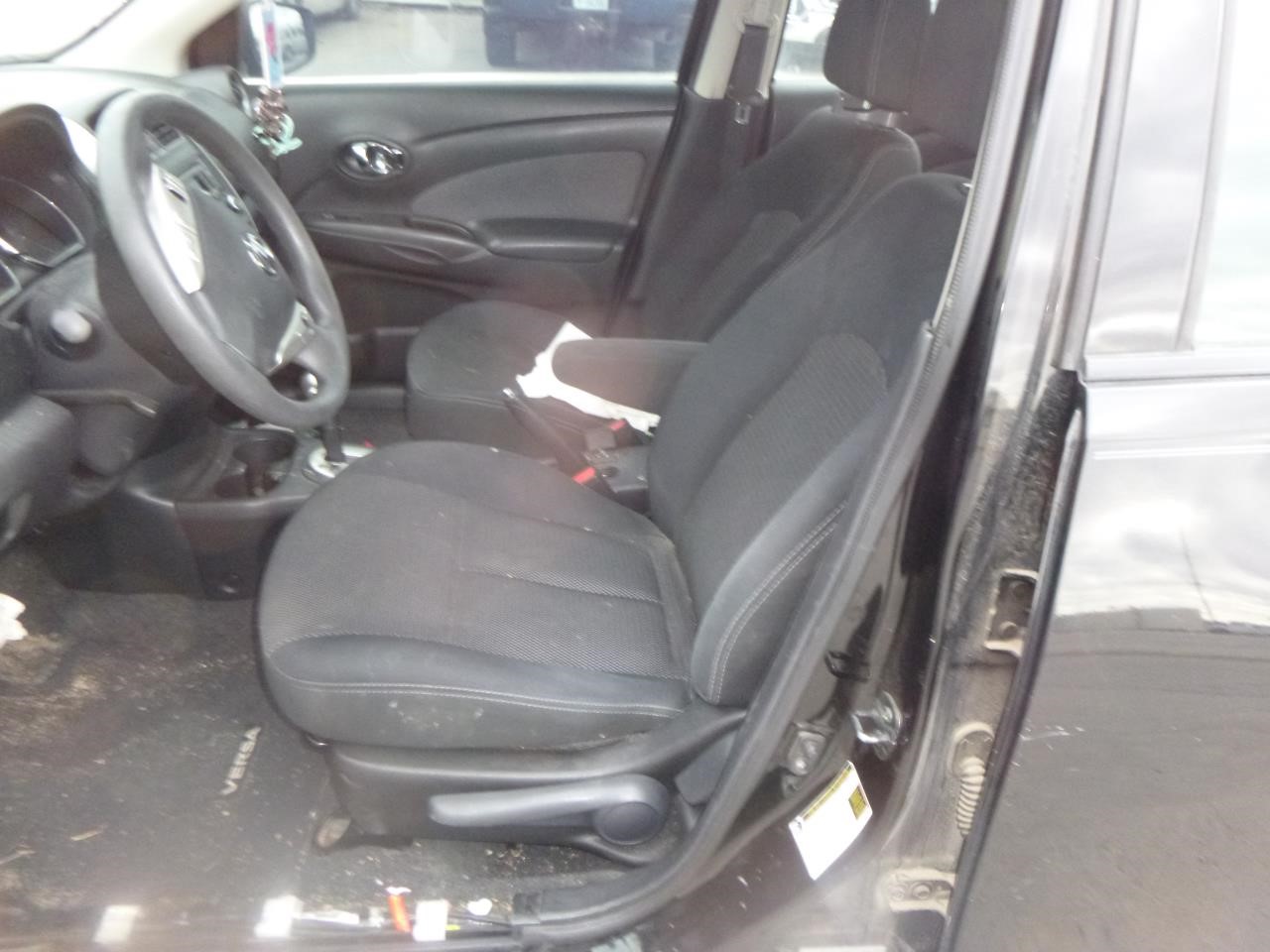 https://f005.backblazeb2.com/file/img-partshotlines-com/Inventory/EX465/Vehicle/72625_10.jpg