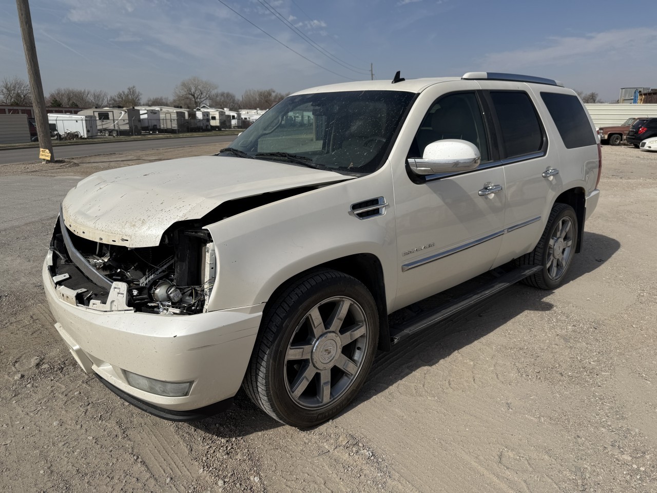https://f005.backblazeb2.com/file/img-partshotlines-com/Inventory/EX465/Vehicle/72680_01.jpg