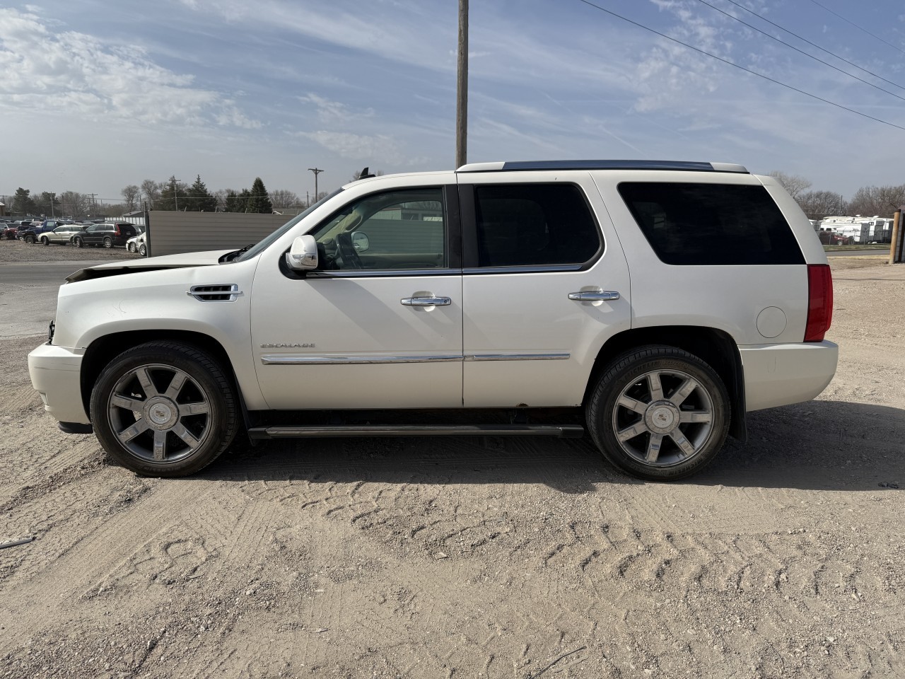 https://f005.backblazeb2.com/file/img-partshotlines-com/Inventory/EX465/Vehicle/72680_02.jpg