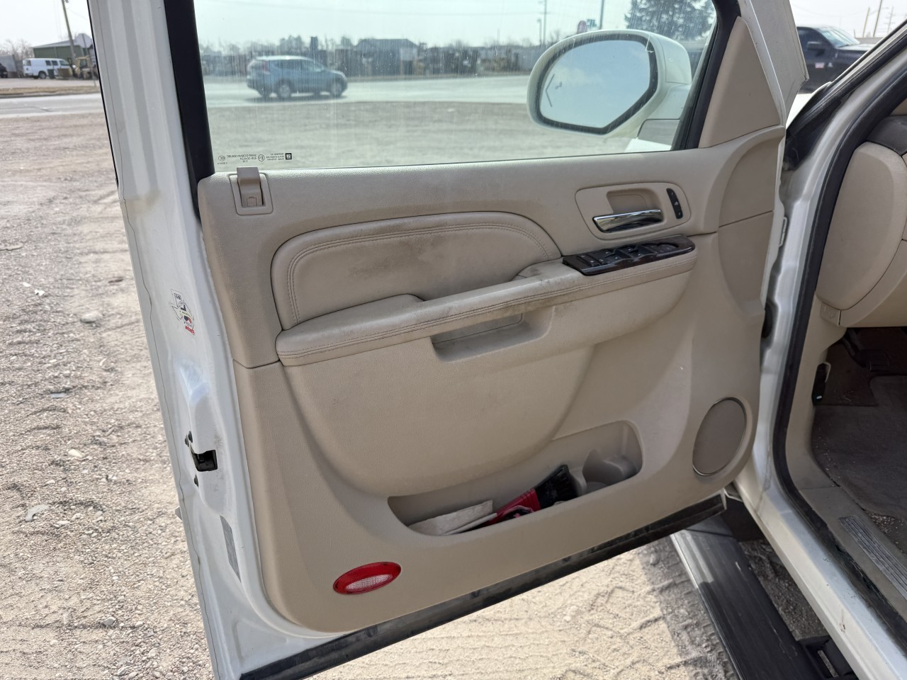 https://f005.backblazeb2.com/file/img-partshotlines-com/Inventory/EX465/Vehicle/72680_10.jpg
