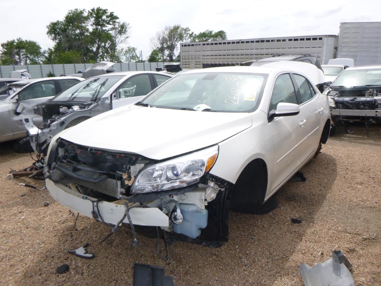 https://f005.backblazeb2.com/file/img-partshotlines-com/Inventory/EX465/Vehicle/72946_01.jpg