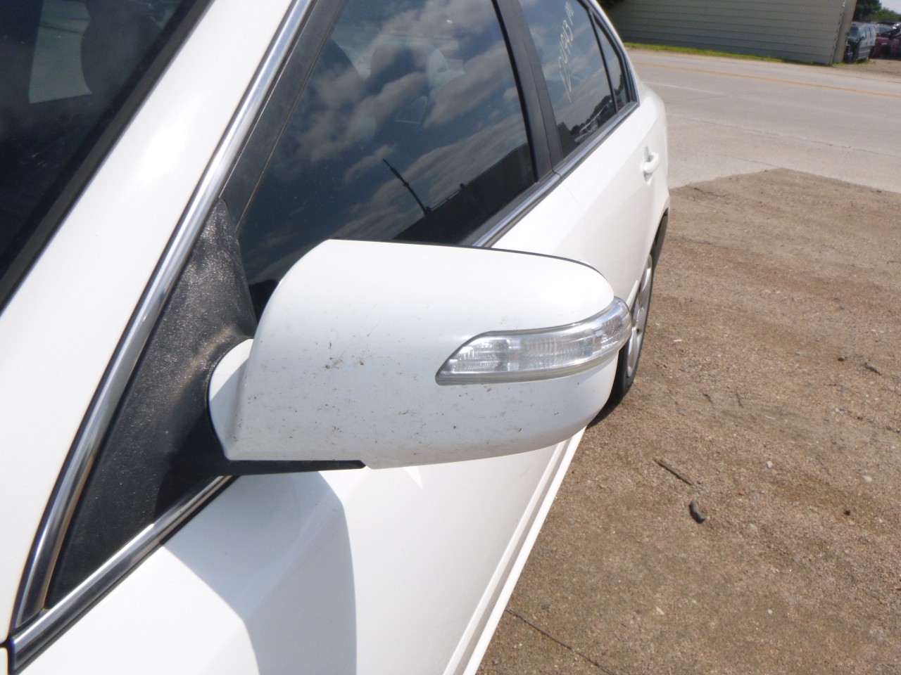 https://f005.backblazeb2.com/file/img-partshotlines-com/Inventory/EX465/Vehicle/73463_04.jpg