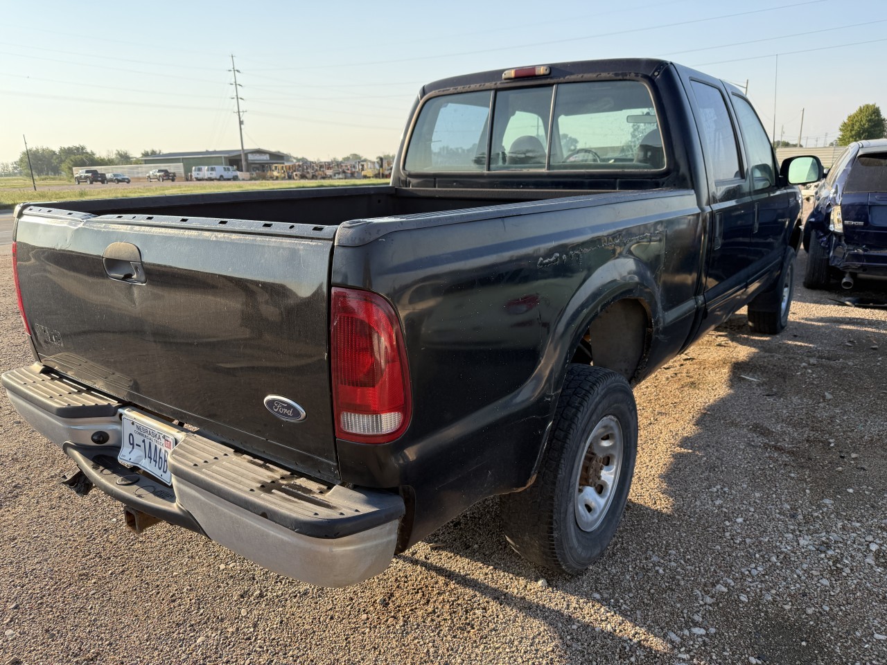 https://f005.backblazeb2.com/file/img-partshotlines-com/Inventory/EX465/Vehicle/74160_05.jpg