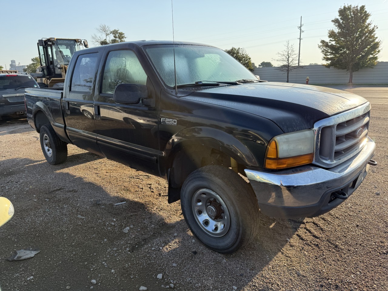 https://f005.backblazeb2.com/file/img-partshotlines-com/Inventory/EX465/Vehicle/74160_06.jpg