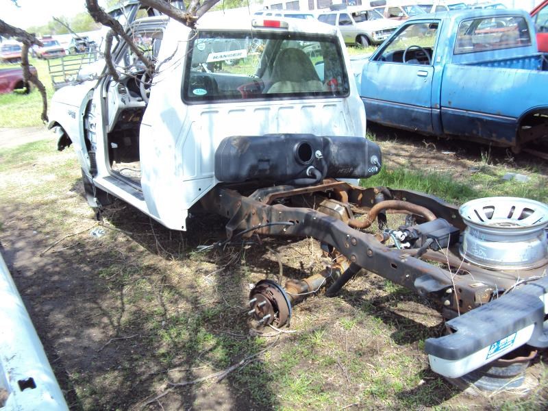 https://f005.backblazeb2.com/file/img-partshotlines-com/Inventory/EX466/Vehicle/22_06.jpg