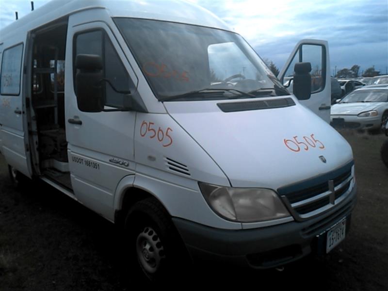 https://f005.backblazeb2.com/file/img-partshotlines-com/Inventory/EX466/Vehicle/273_01.jpg
