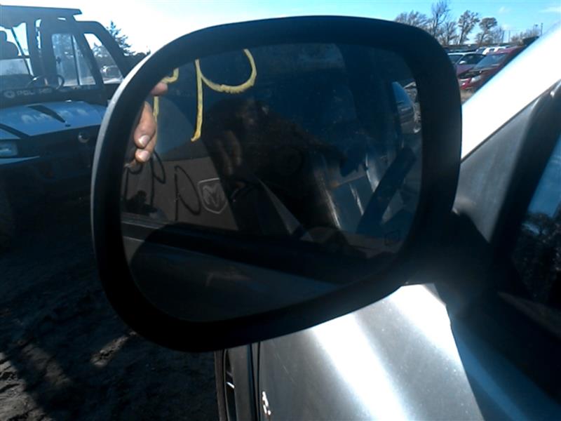 https://f005.backblazeb2.com/file/img-partshotlines-com/Inventory/EX466/Vehicle/5045_05.jpg
