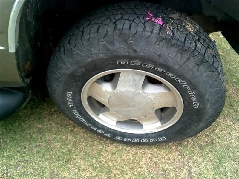 https://f005.backblazeb2.com/file/img-partshotlines-com/Inventory/EX466/Vehicle/5278_01.jpg