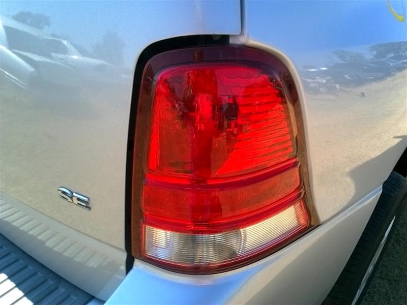 https://f005.backblazeb2.com/file/img-partshotlines-com/Inventory/EX466/Vehicle/5629_12.jpg