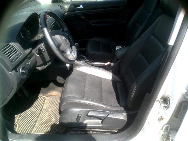 https://f005.backblazeb2.com/file/img-partshotlines-com/Inventory/EX466/Vehicle/5957_12.jpg