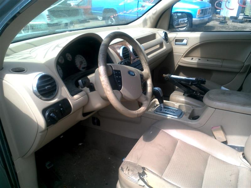 https://f005.backblazeb2.com/file/img-partshotlines-com/Inventory/EX466/Vehicle/5996_11.jpg