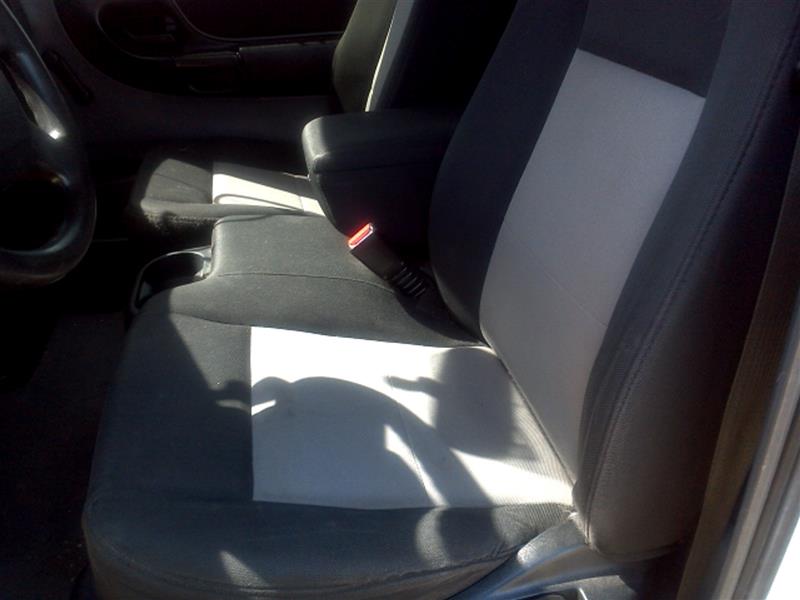 https://f005.backblazeb2.com/file/img-partshotlines-com/Inventory/EX466/Vehicle/7002_12.jpg