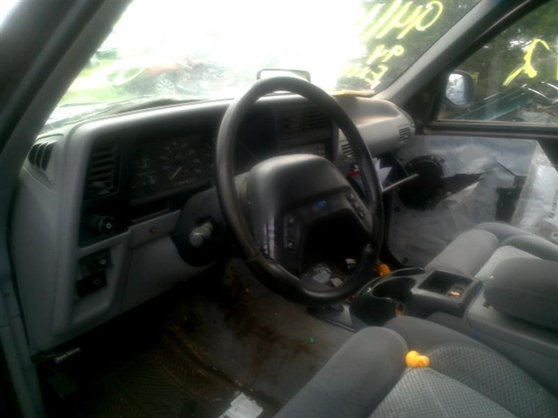 https://f005.backblazeb2.com/file/img-partshotlines-com/Inventory/EX466/Vehicle/7053_06.jpg