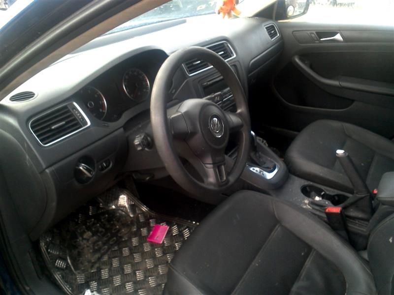https://f005.backblazeb2.com/file/img-partshotlines-com/Inventory/EX466/Vehicle/7472_13.jpg