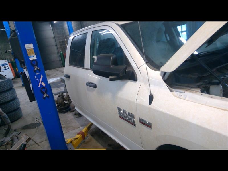 https://f005.backblazeb2.com/file/img-partshotlines-com/Inventory/EX466/Vehicle/8917_03.jpg