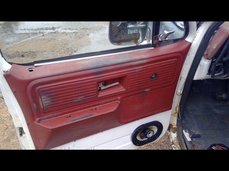 https://f005.backblazeb2.com/file/img-partshotlines-com/Inventory/EX466/Vehicle/9007_07.jpg