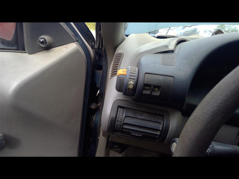 https://f005.backblazeb2.com/file/img-partshotlines-com/Inventory/EX466/Vehicle/9037_09.jpg
