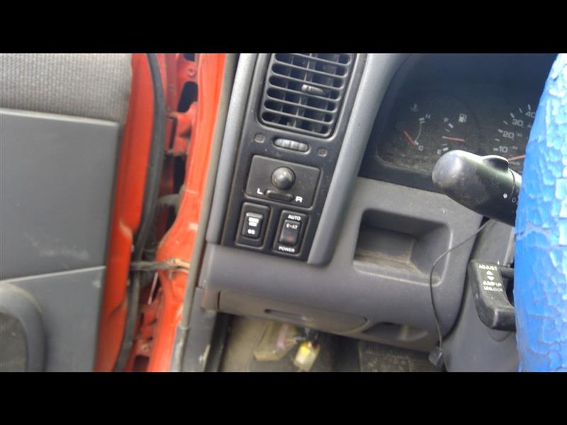 https://f005.backblazeb2.com/file/img-partshotlines-com/Inventory/EX466/Vehicle/9068_11.jpg