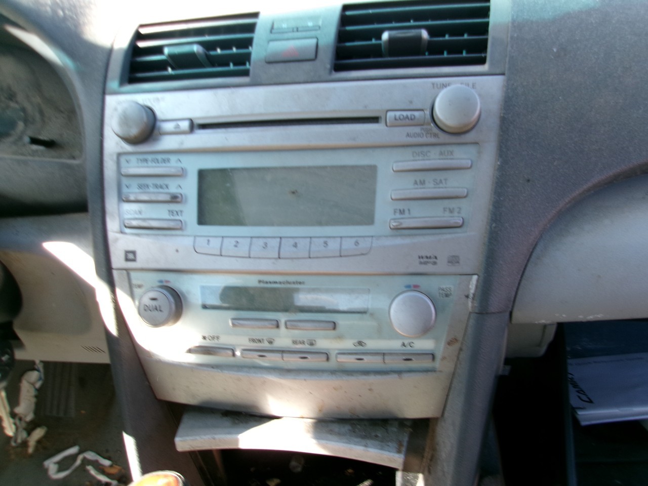 https://f005.backblazeb2.com/file/img-partshotlines-com/Inventory/EX466/Vehicle/9400_12.jpg