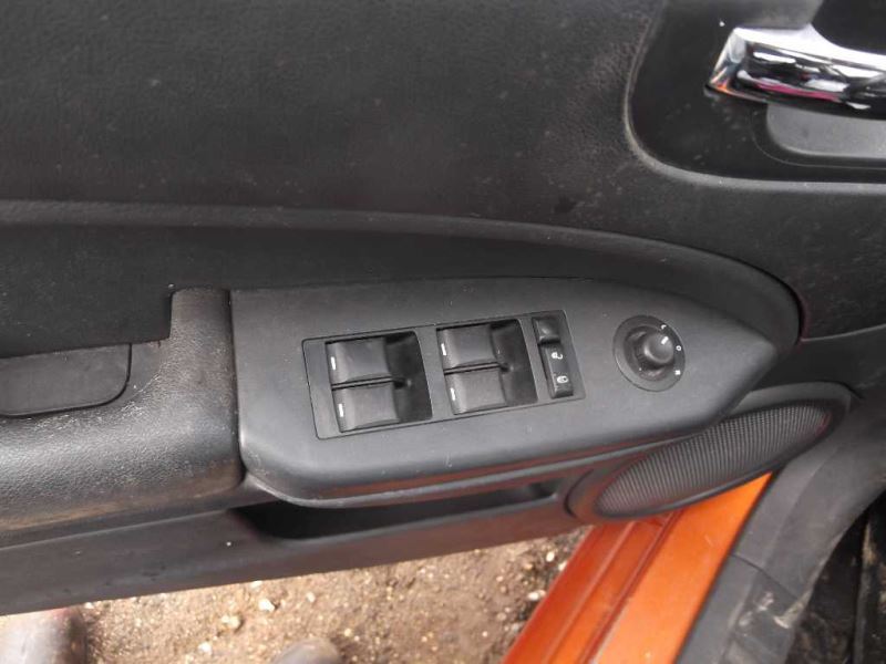 Vehicle/38033_07.jpg