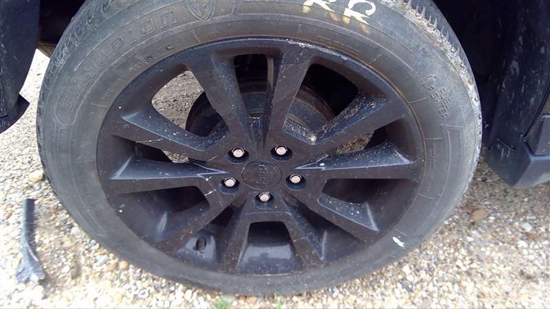 Vehicle/40132_03.jpg