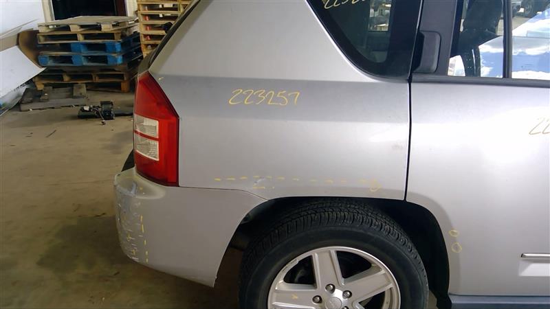 Vehicle/41982_06.jpg