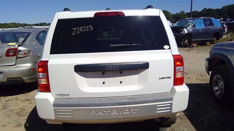 Vehicle/43798_04.jpg