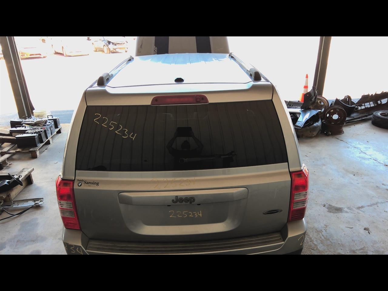 Vehicle/45528_07.jpg