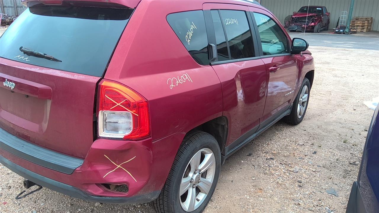 Vehicle/46512_04.jpg