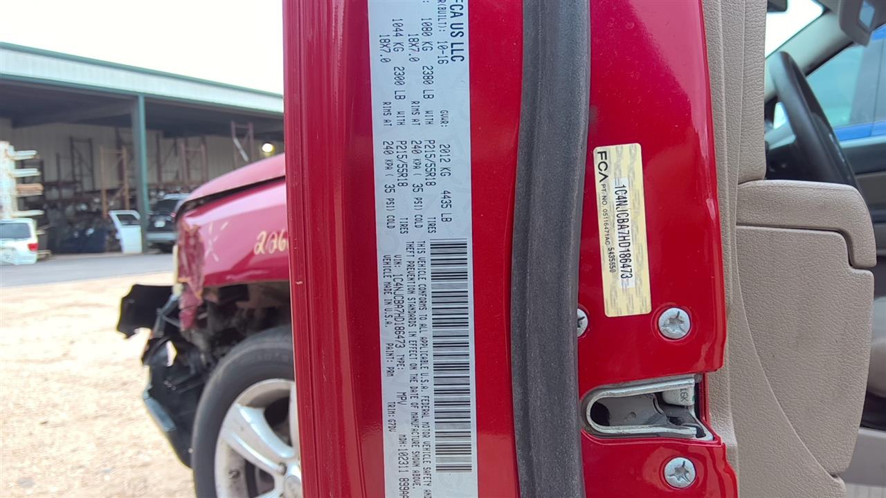 Vehicle/46512_05.jpg