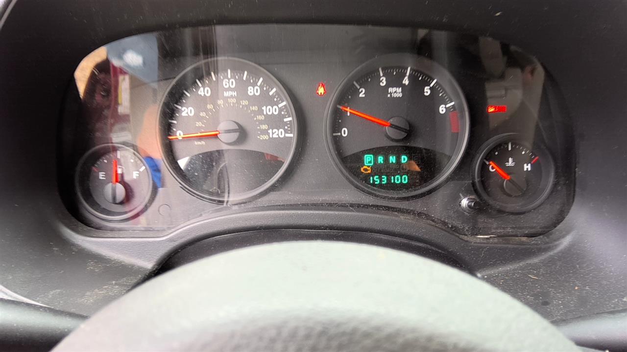 Vehicle/46512_08.jpg