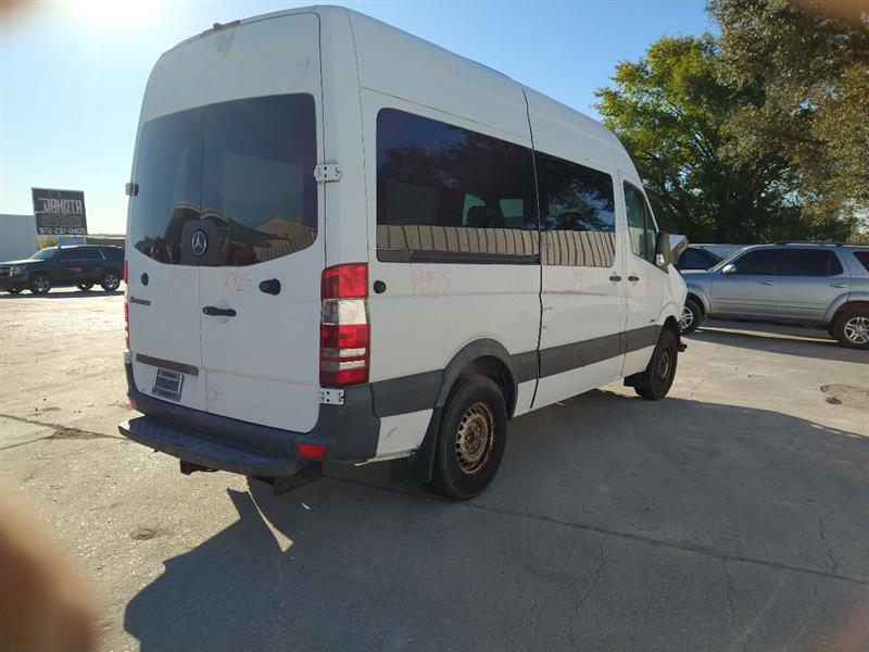 https://f005.backblazeb2.com/file/img-partshotlines-com/Inventory/EX495/Vehicle/9527_03.jpg