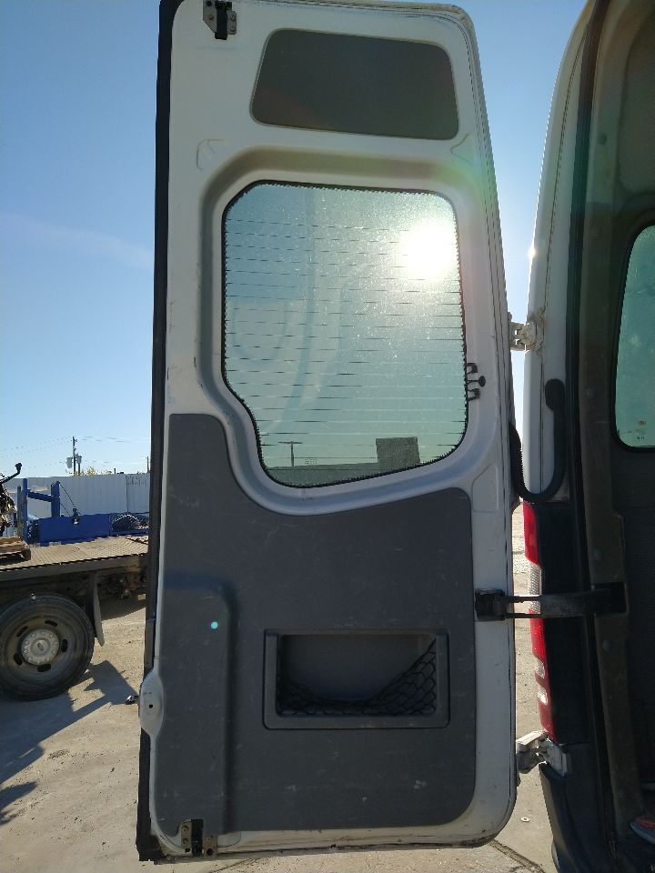 https://f005.backblazeb2.com/file/img-partshotlines-com/Inventory/EX495/Vehicle/9527_07.jpg