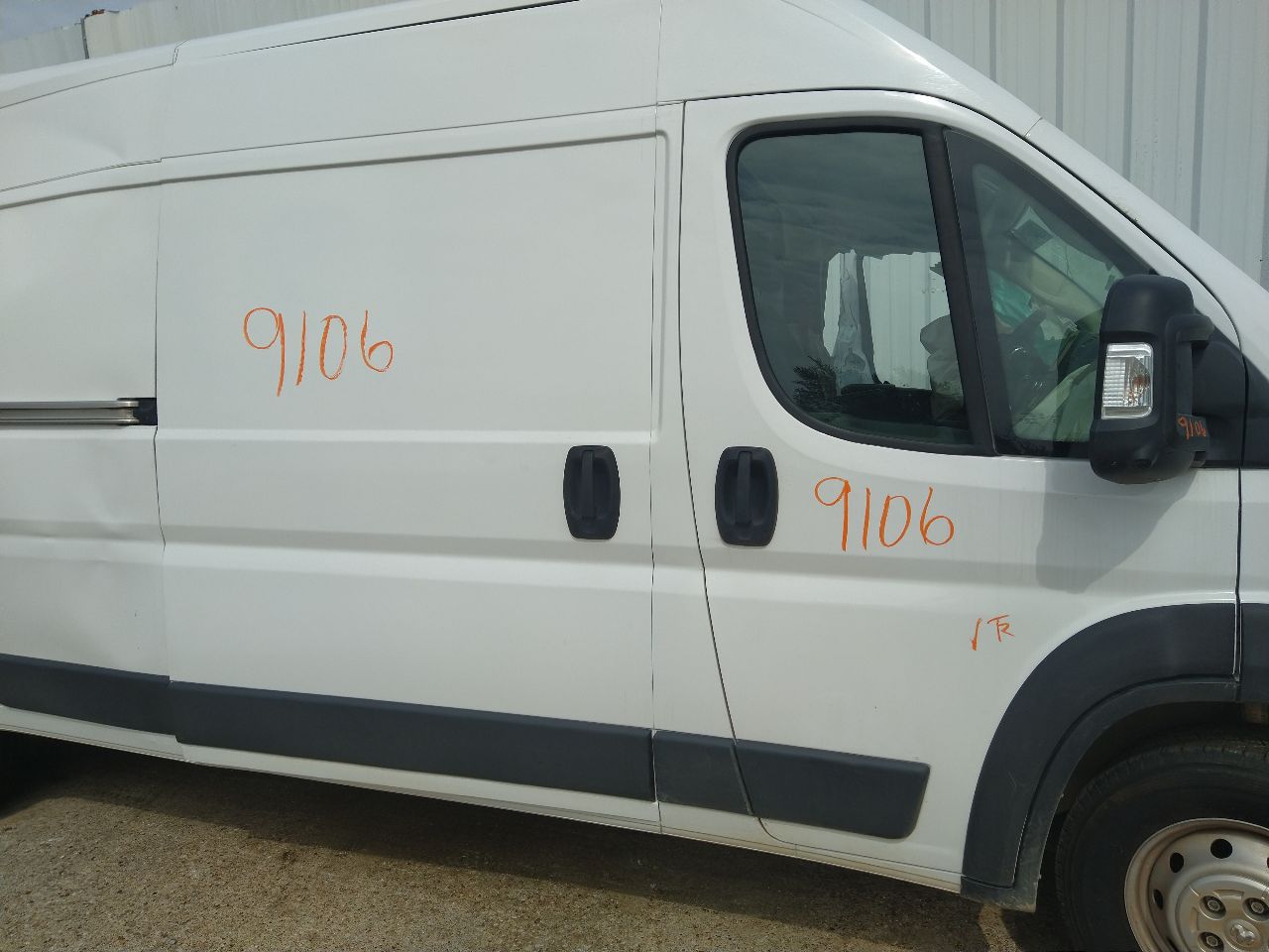 https://f005.backblazeb2.com/file/img-partshotlines-com/Inventory/EX495/Vehicle/9744_05.jpg