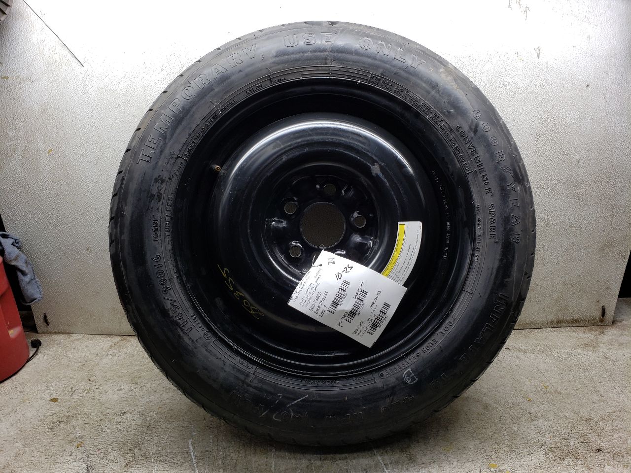 https://f005.backblazeb2.com/file/img-partshotlines-com/Inventory/EX534/Inventory/1173781_01.jpg
