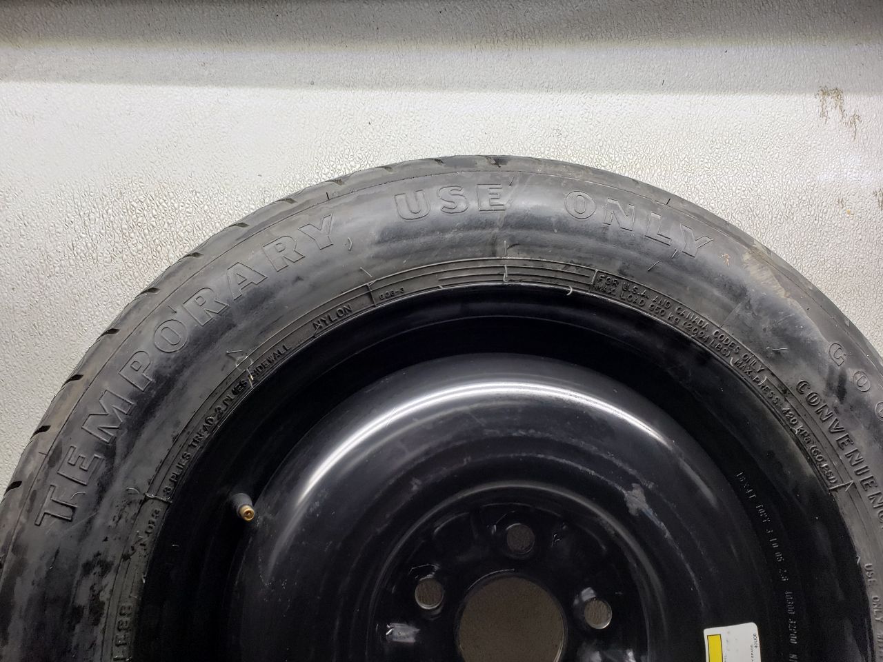 https://f005.backblazeb2.com/file/img-partshotlines-com/Inventory/EX534/Inventory/1173781_02.jpg