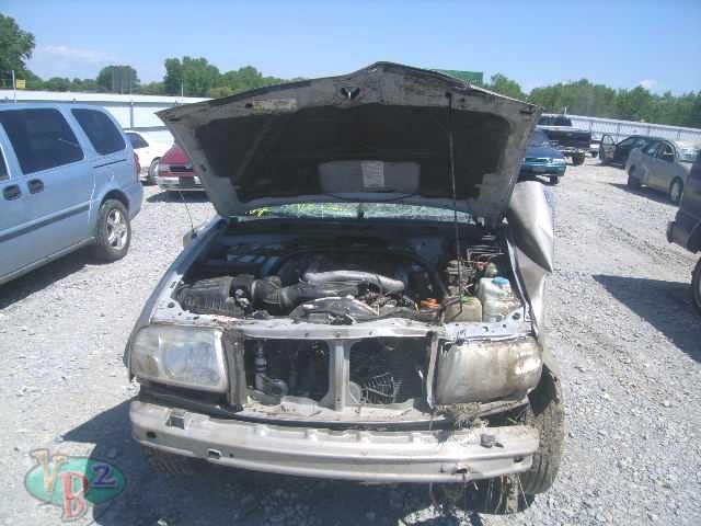 https://f005.backblazeb2.com/file/img-partshotlines-com/Inventory/EX534/Vehicle/10892_08.jpg