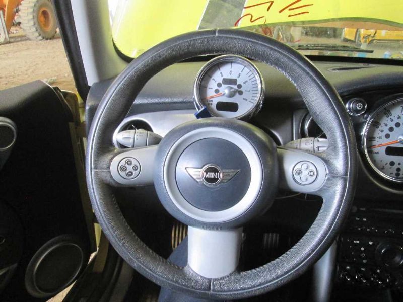 https://f005.backblazeb2.com/file/img-partshotlines-com/Inventory/EX534/Vehicle/25076_08.jpg
