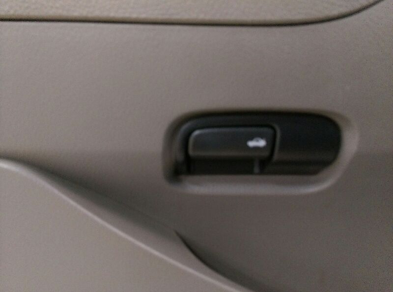https://f005.backblazeb2.com/file/img-partshotlines-com/Inventory/EX534/Vehicle/31073_08.jpg