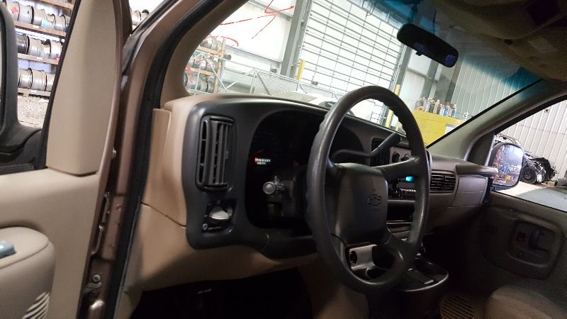 https://f005.backblazeb2.com/file/img-partshotlines-com/Inventory/EX534/Vehicle/34202_09.jpg