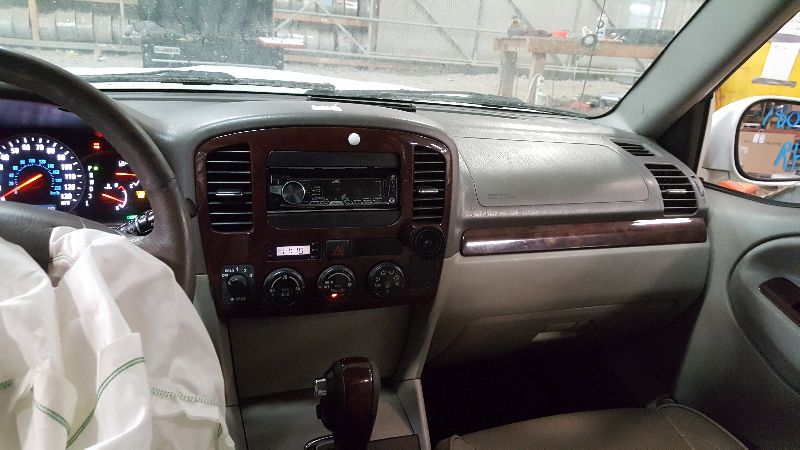 https://f005.backblazeb2.com/file/img-partshotlines-com/Inventory/EX534/Vehicle/34411_12.jpg