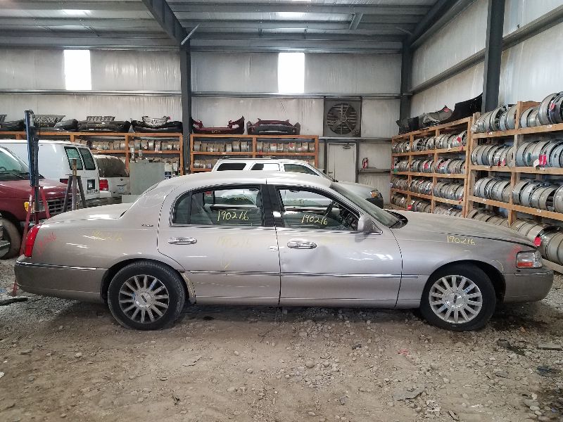 https://f005.backblazeb2.com/file/img-partshotlines-com/Inventory/EX534/Vehicle/35330_01.jpg