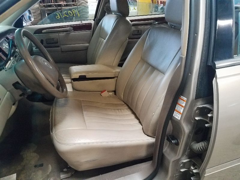 https://f005.backblazeb2.com/file/img-partshotlines-com/Inventory/EX534/Vehicle/35330_12.jpg