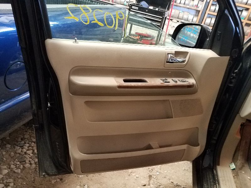 https://f005.backblazeb2.com/file/img-partshotlines-com/Inventory/EX534/Vehicle/35530_06.jpg