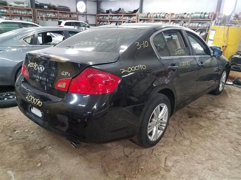 https://f005.backblazeb2.com/file/img-partshotlines-com/Inventory/EX534/Vehicle/37675_14.jpg
